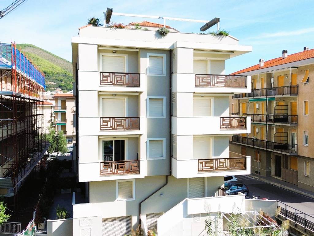 Appartamento a Spotorno in Via Francia - Foto 4