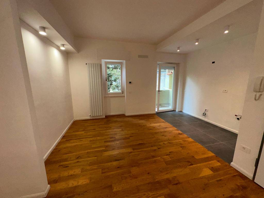 Appartamento a Nuoro in Via Monsignor Giuseppe Melas - Foto 3