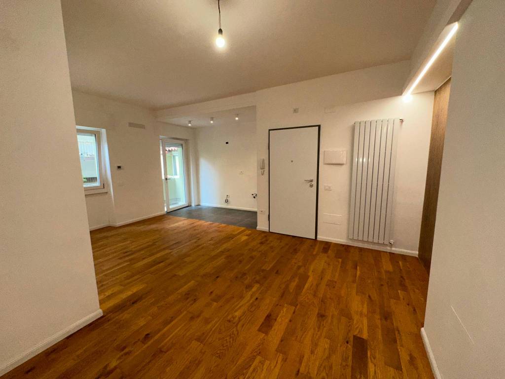 Appartamento a Nuoro in Via Monsignor Giuseppe Melas - Foto 4