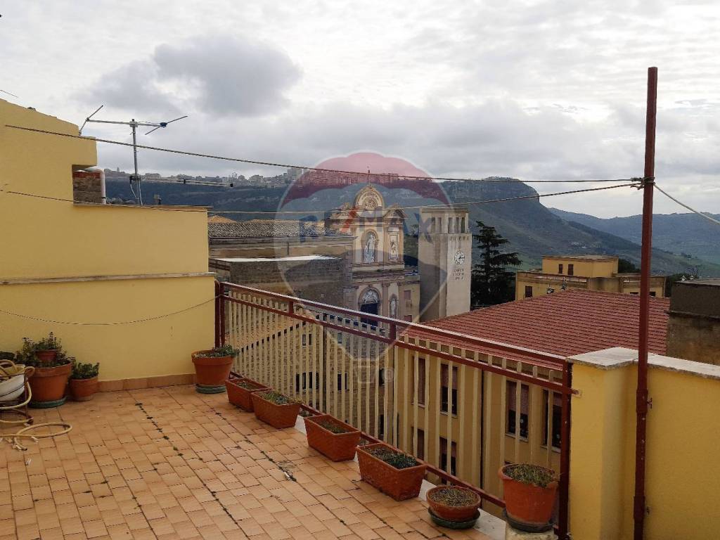 Casa indipendente a Calascibetta in Via Isola Dranza, 4 - Foto 2