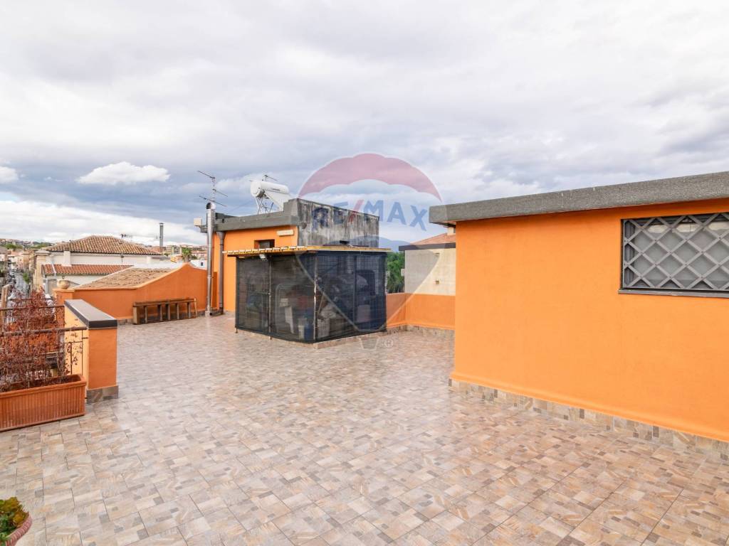 Casa indipendente a Acireale in Via Vittorio Emanuele III, 26 - Foto 2