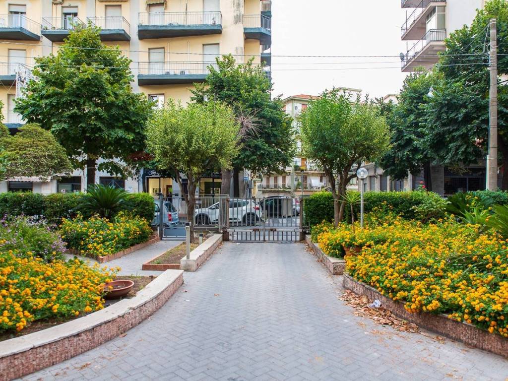 Appartamento a Acireale in Viale Regina Margherita, 73 - Foto 4