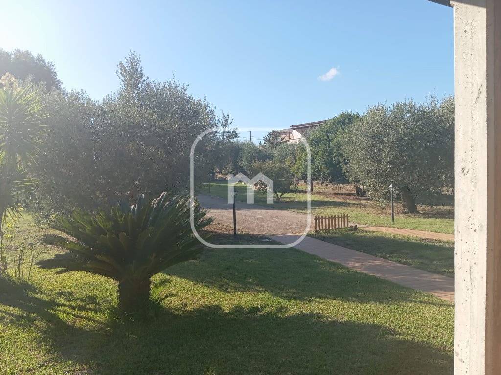 Villa a Lanuvio in Via Riserva della Bandita, 12 - Foto 2