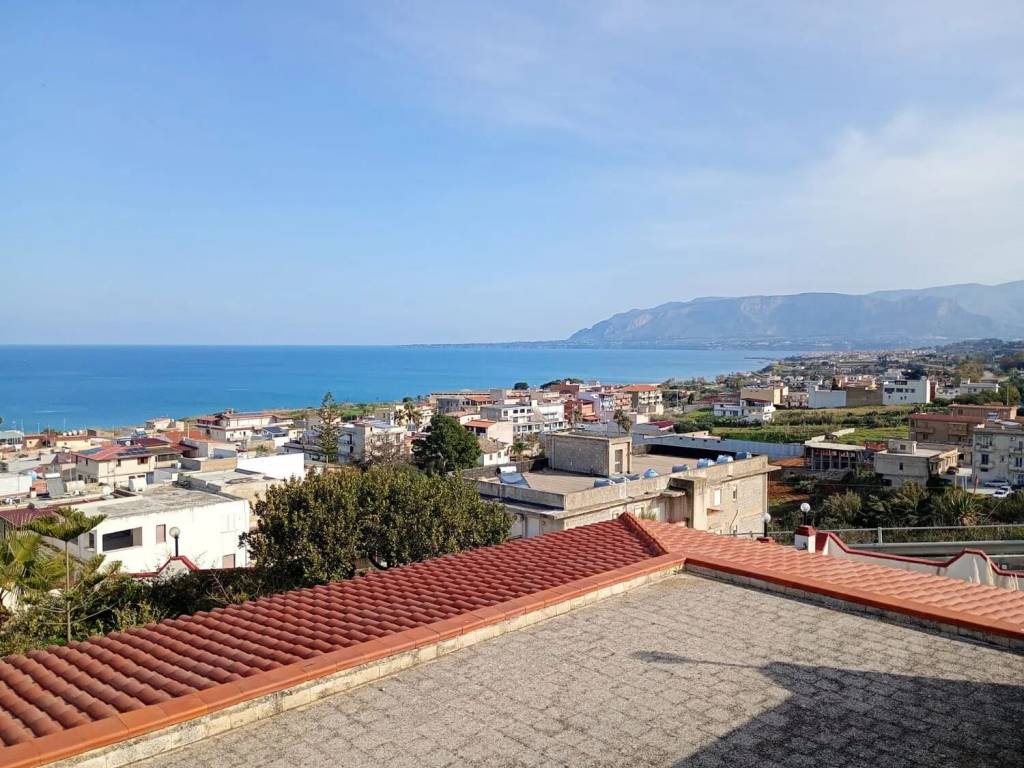 Villa a Balestrate in Via Camillo Cavour No Number - Foto 4