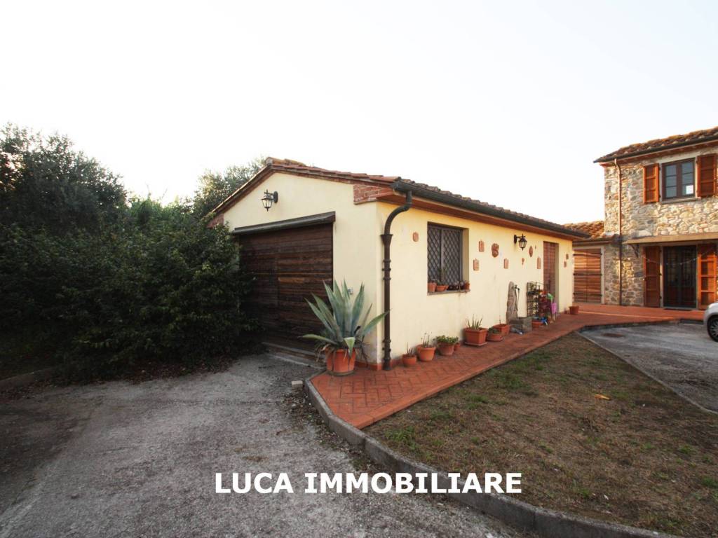 Rustico / casale a Ponte buggianese in Via Borghetto, 12 - Foto 2