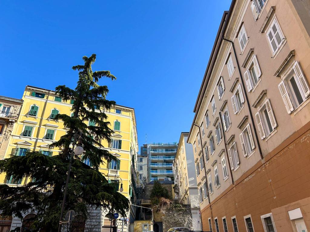 Appartamento a Trieste in Via dei Fabbri, 2 - Foto 2