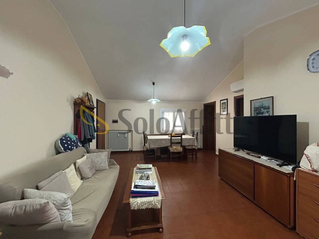 Appartamento a Modena in Via Luigi Poletti - Foto 2