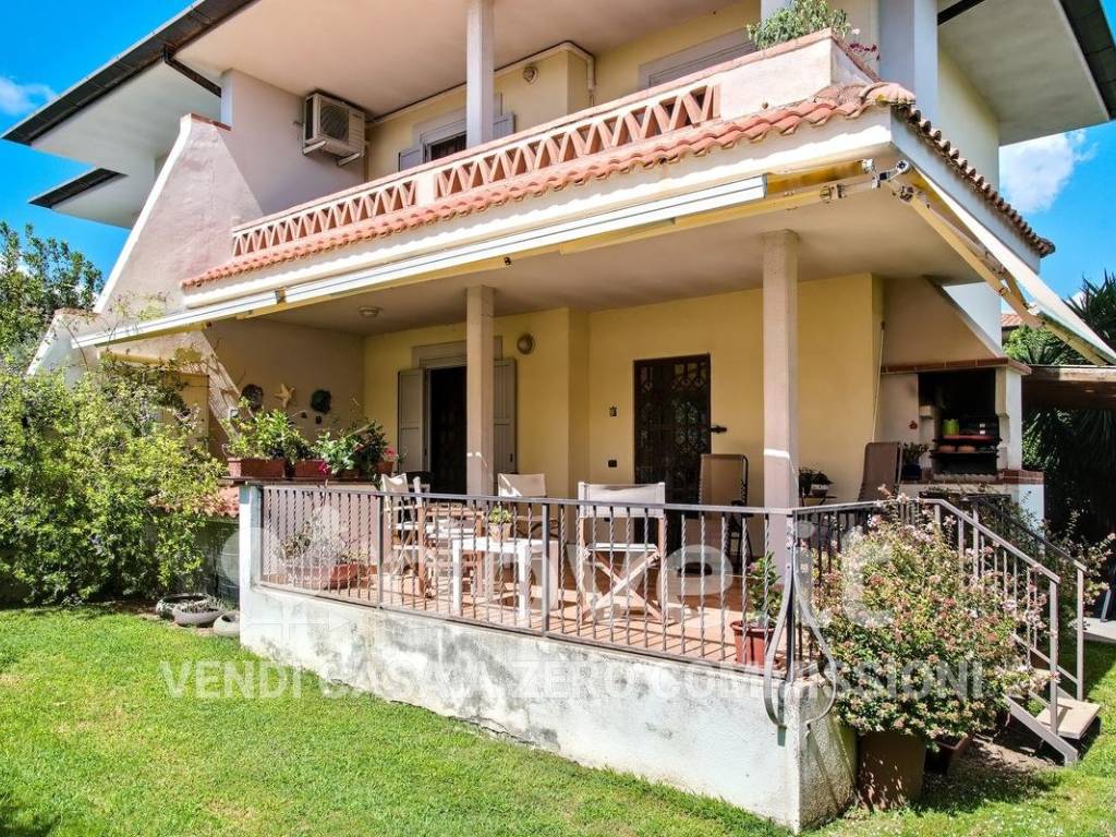 Villa a Sabaudia in Via Eolo - Foto 2