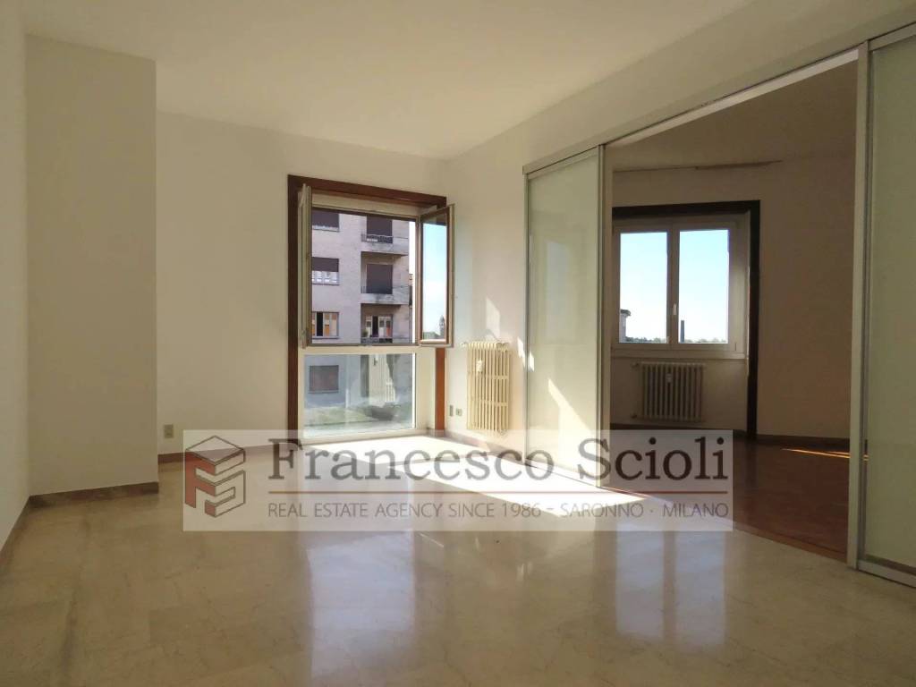 Appartamento a Saronno in Via A. Diaz, 10 - Foto 4