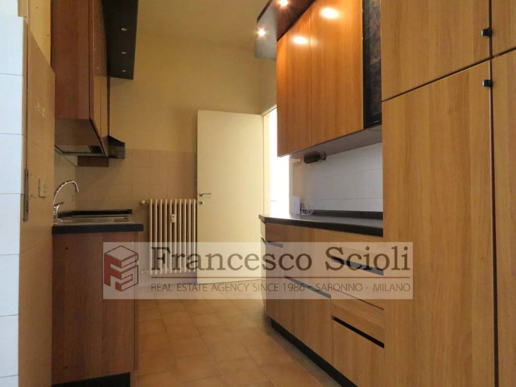 Appartamento a Saronno in Via A. Diaz, 10 - Foto 5