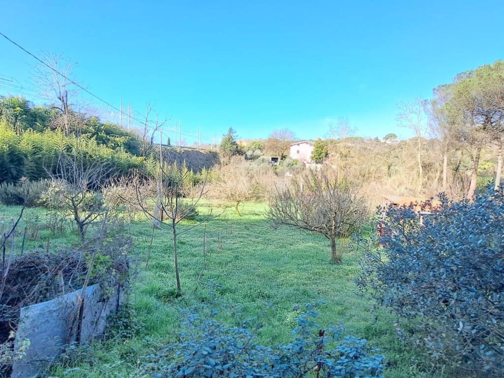 Terreno a Lanuvio in Via Marcello Servadio - Foto 4