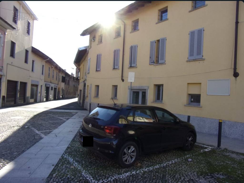 Appartamento a Samarate in Via Roma, 6 - Foto 2