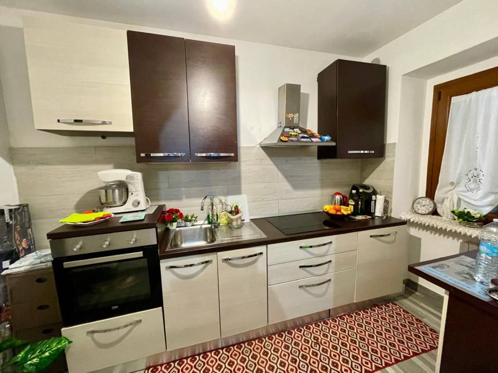 Casa indipendente a Alessandria in Via Andrea Vochieri - Foto 3