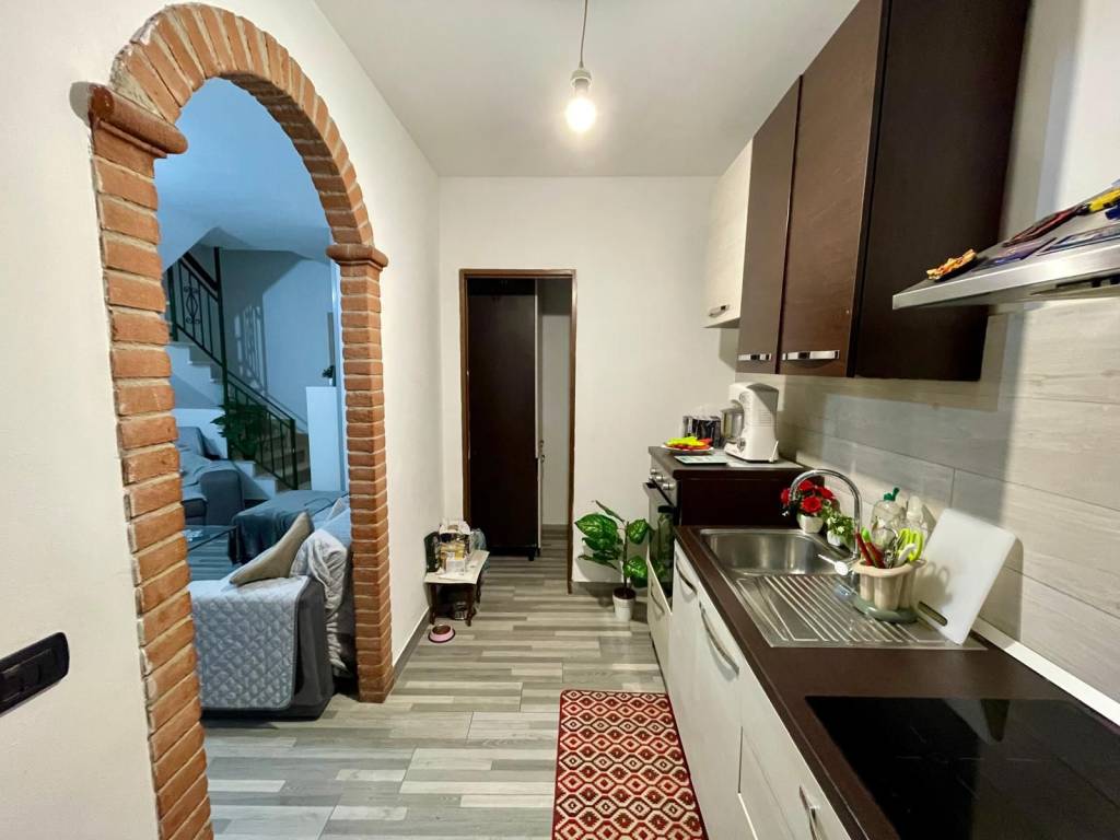 Casa indipendente a Alessandria in Via Andrea Vochieri - Foto 5