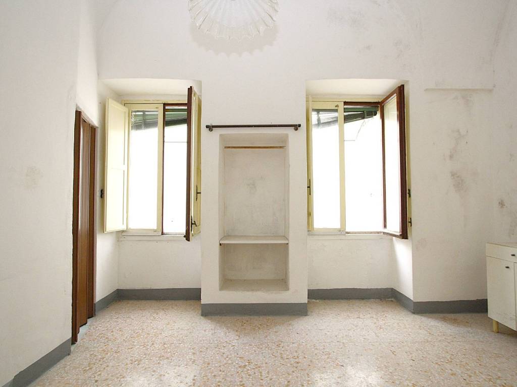 Casa indipendente a Parabita in Via Francesco Crispi, 1 - Foto 4
