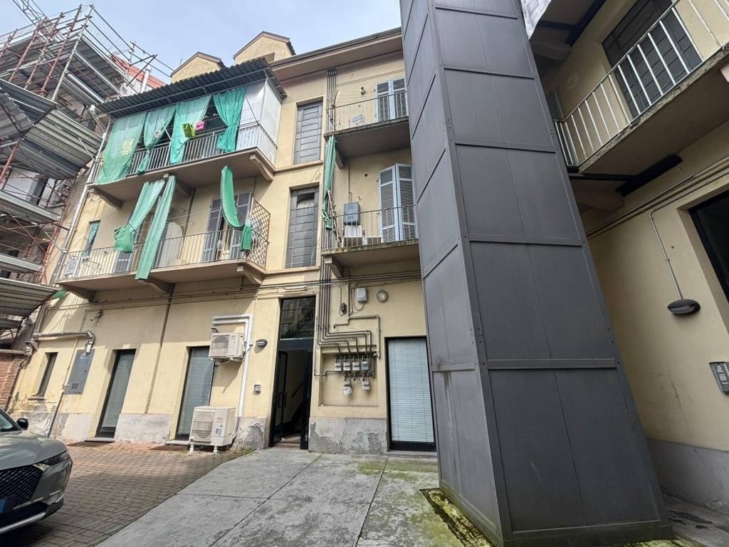 Appartamento a Alessandria in Via Tiziano Vecellio - Foto 2