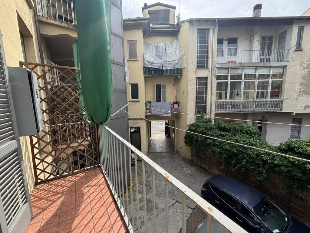 Appartamento a Alessandria in Via Tiziano Vecellio - Foto 3