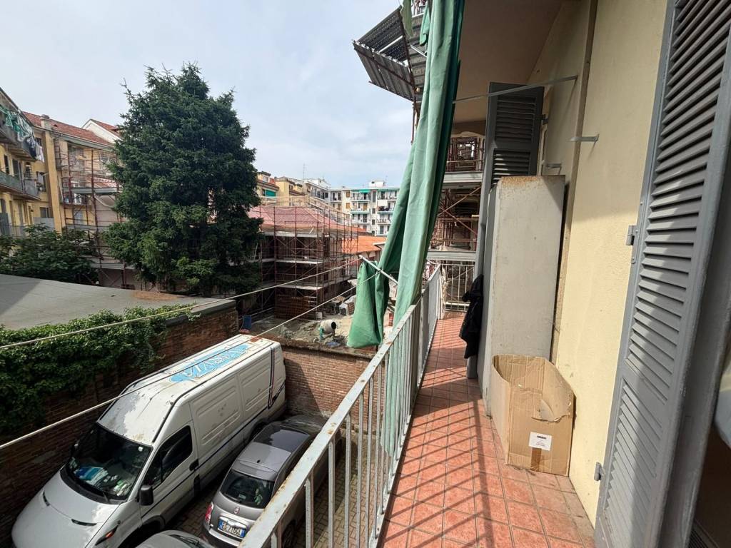 Appartamento a Alessandria in Via Tiziano Vecellio - Foto 5