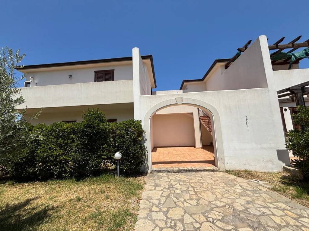 Villa a Campofelice di roccella in Contrada Pistavecchia - Foto 2