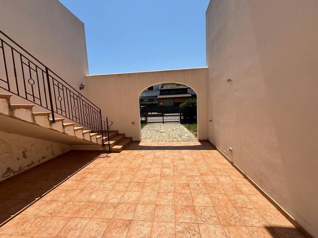 Villa a Campofelice di roccella in Contrada Pistavecchia - Foto 4