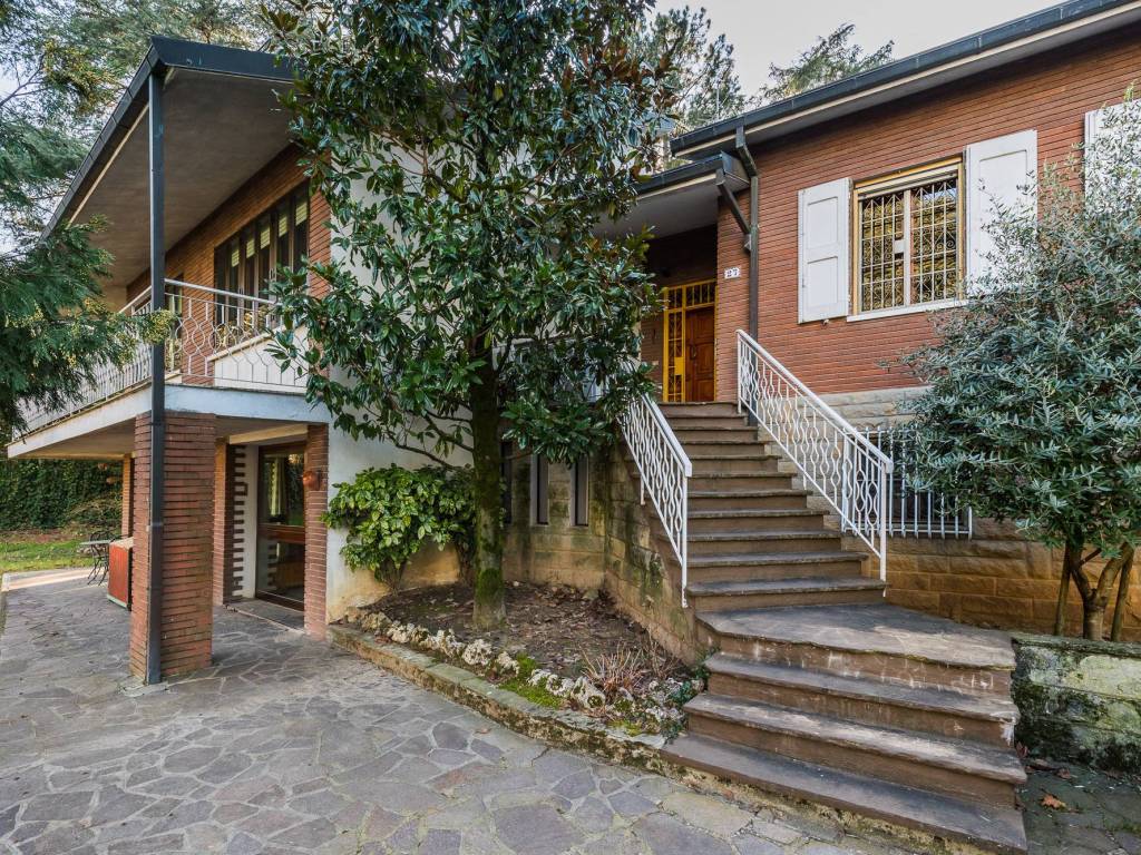 Villa a Casalecchio di reno in Via L. da Vinci - Foto 2