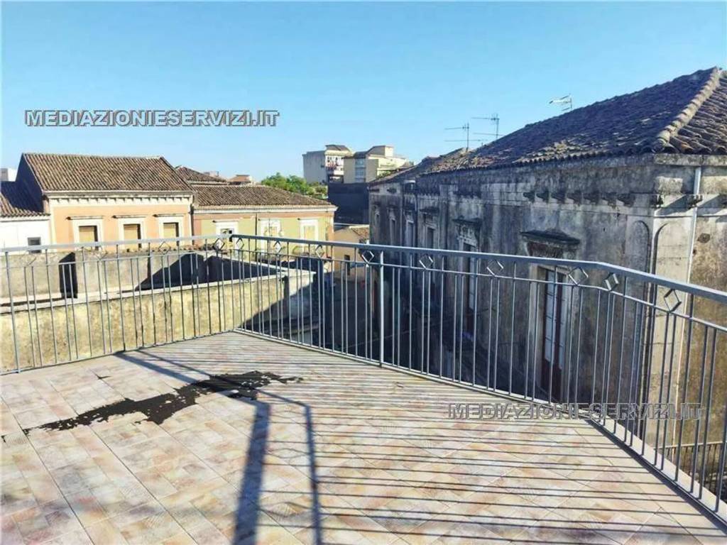 Villa a Giarre in Via Aquino, 7 - Foto 3