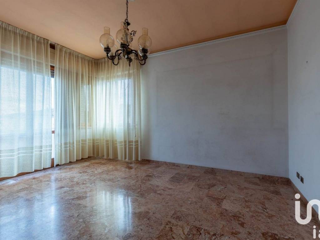 Appartamento a Casciana terme lari in Piazza Vittorio Veneto - Foto 2