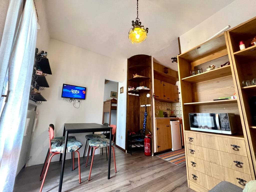 Appartamento a Tonezza del cimone in Contrada Campana, 24 - Foto 2
