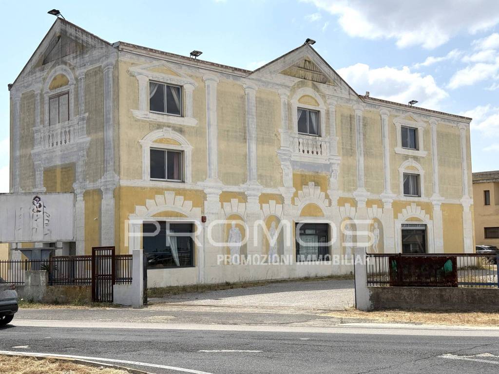 Immobile a San sperate in SS131 - Foto 2