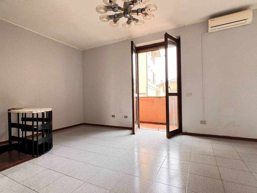 Appartamento a Sant'angelo lodigiano in Via Silvio Pellico, 5 - Foto 5