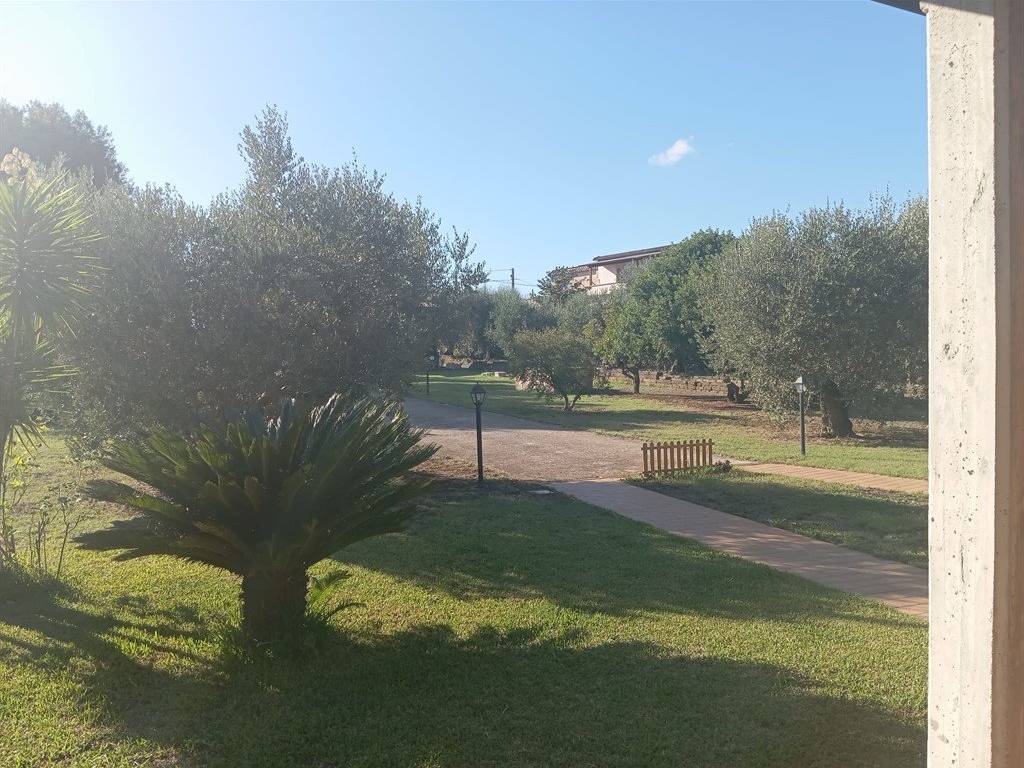 Villa a Lanuvio in Via Riserva della Bandita - Foto 2