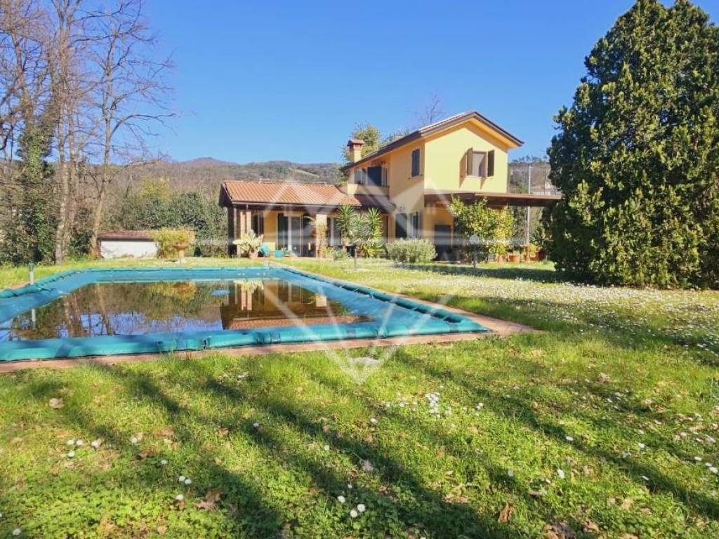 Villa a Castelnuovo magra in Via del Maggiore, - Foto 3