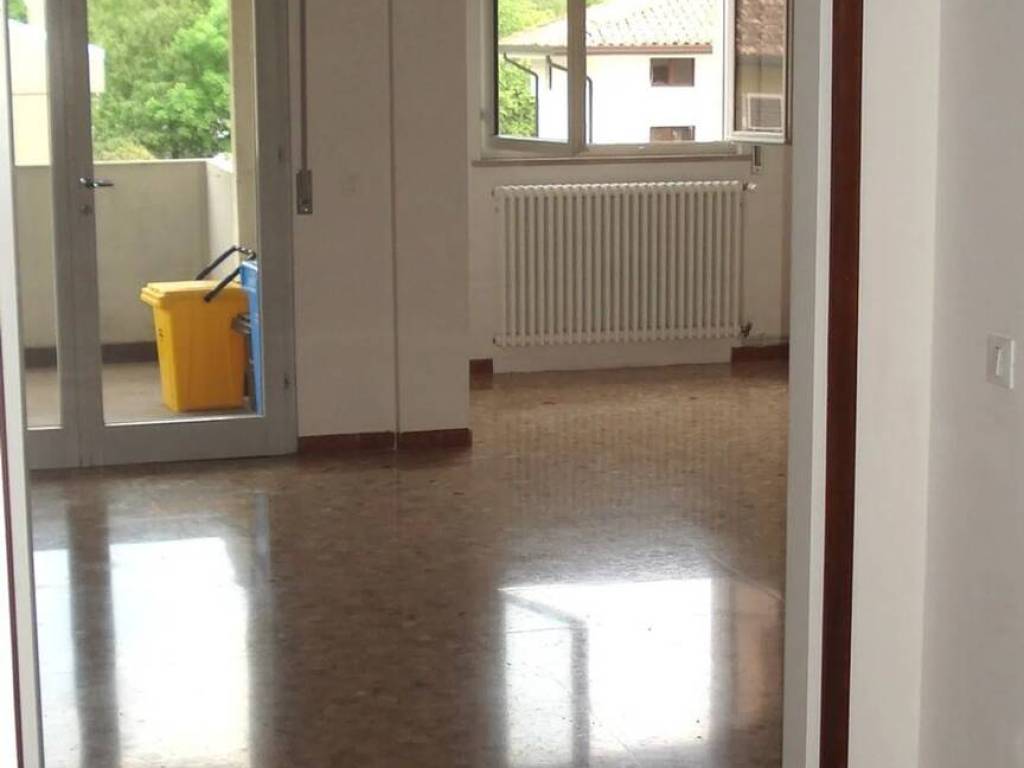 Appartamento a Maniago in Via Cesare Battisti, 4 - Foto 3