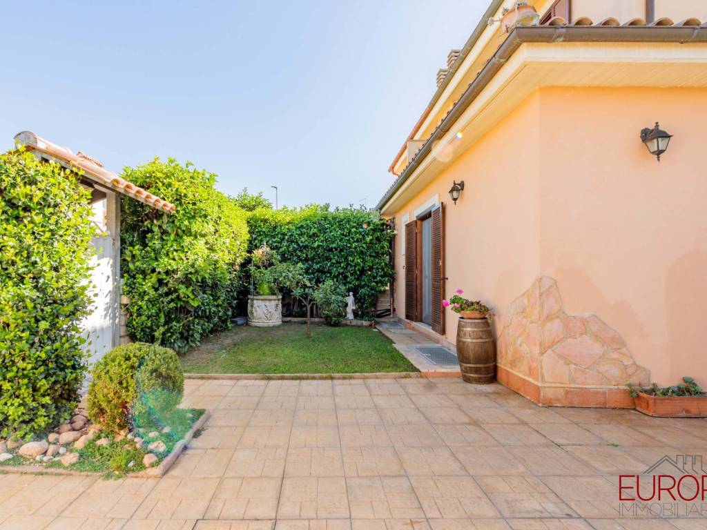 Villa a Cerveteri in Via Colle dell'Asino, 8 - Foto 5