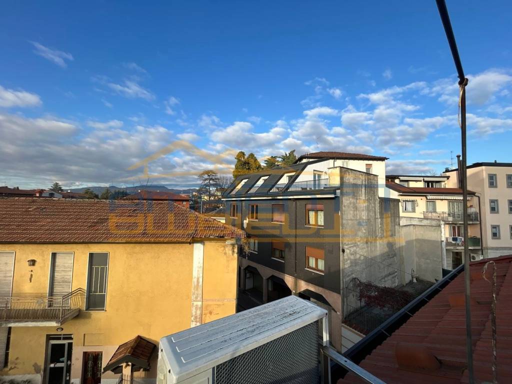 Appartamento a Merate in Via Indipendenza, 1 - Foto 4