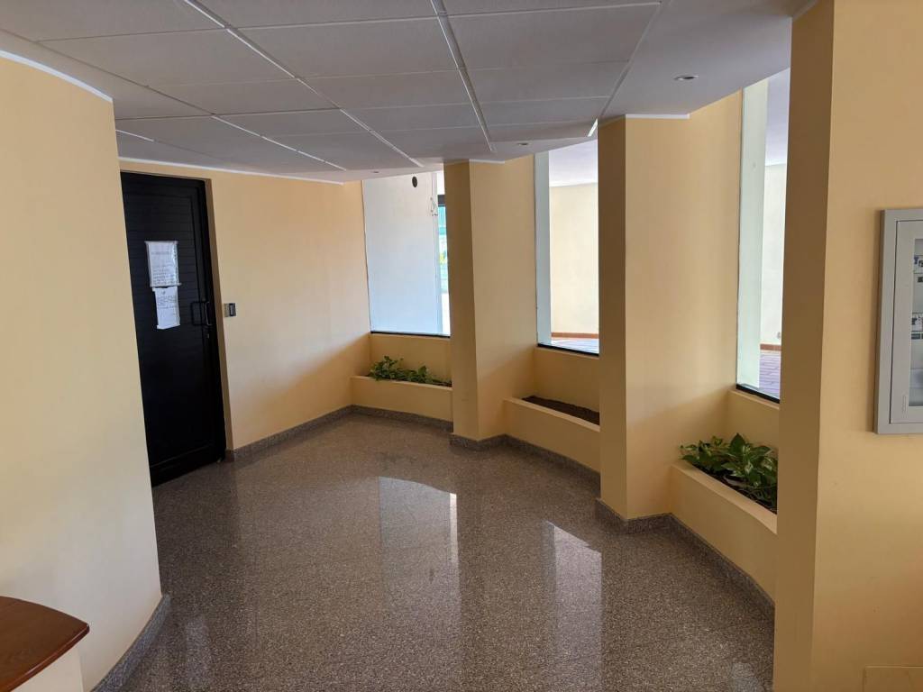 Attico / mansarda a Cagliari in Via San Tommaso d'Aquino - Foto 3