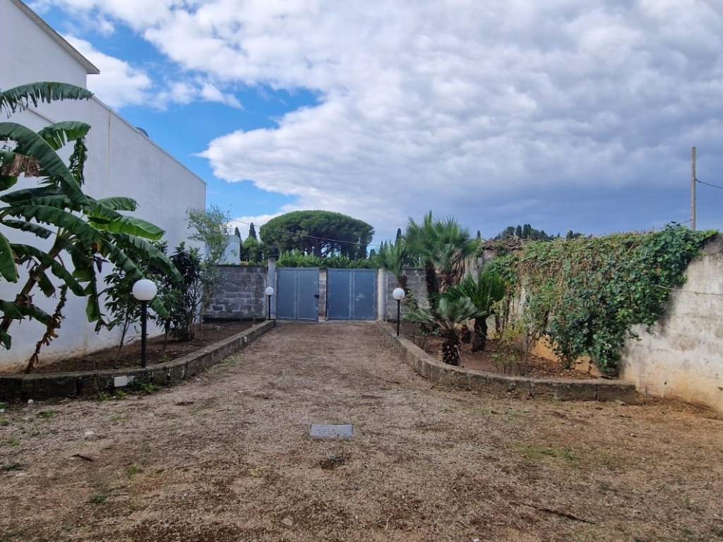 Villa a Monteroni di lecce in Via Gioacchino Rossini - Foto 2