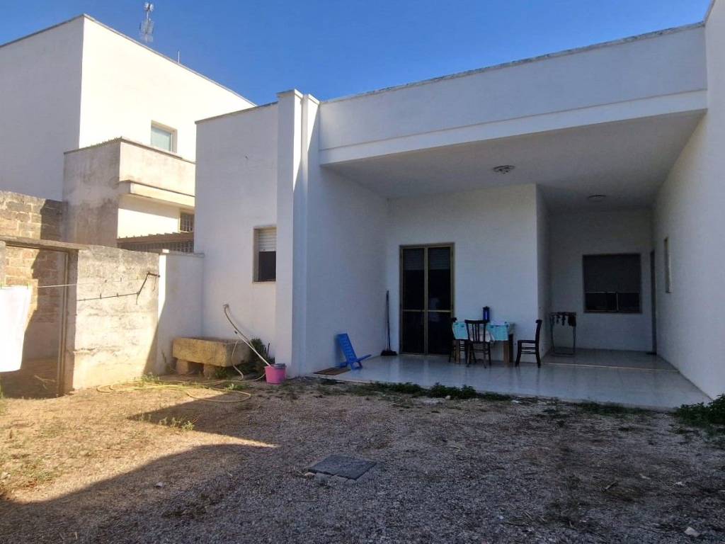 Villa a Monteroni di lecce in Via Gioacchino Rossini - Foto 5
