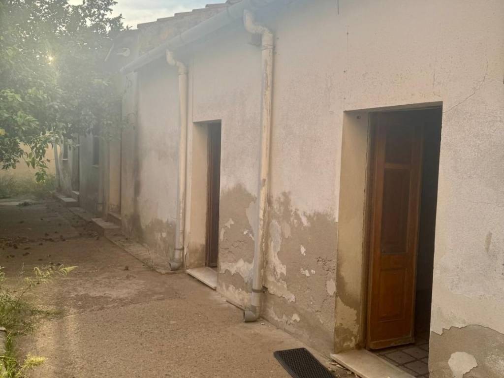Casa indipendente a Dolianova in Via Lavoratori - Foto 3