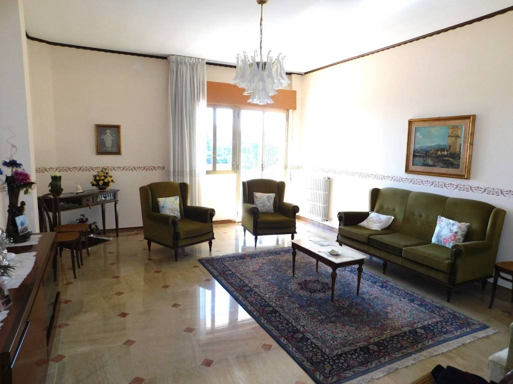 Appartamento a Ragusa in Via del Plebiscito - Foto 4