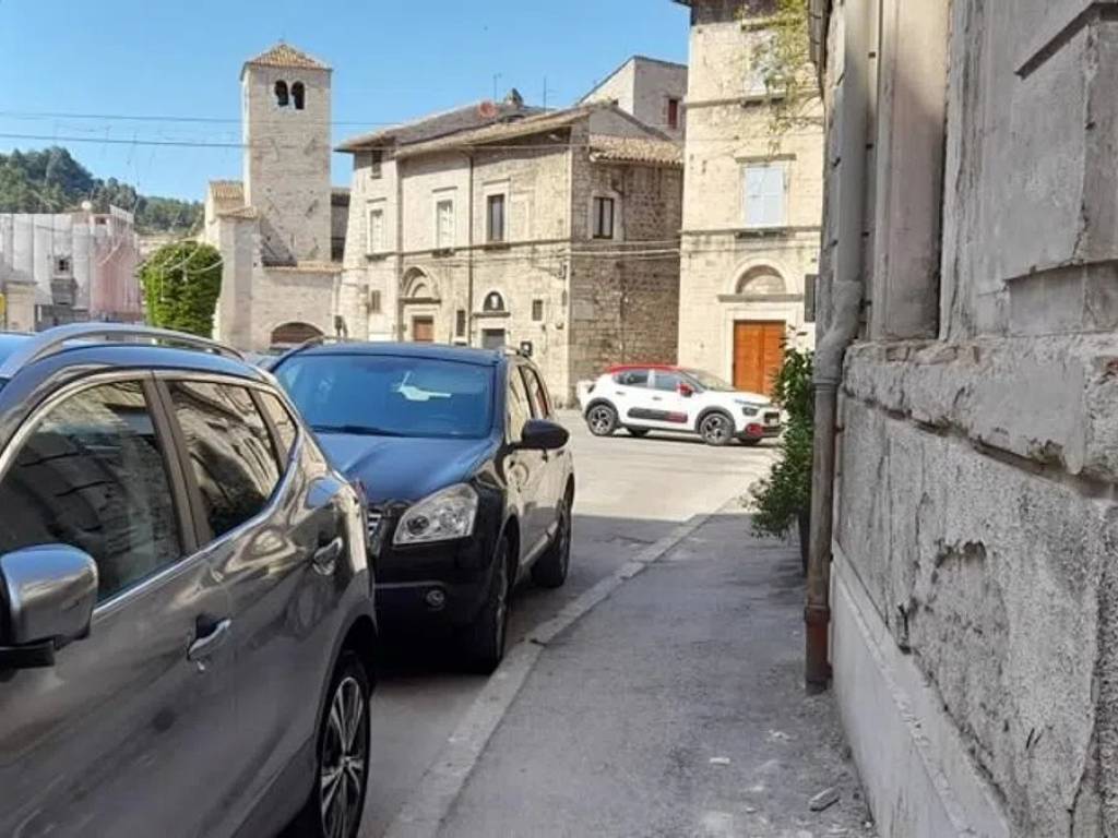 Villa a Ascoli piceno in Piazza Ventidio Basso S.N.C. - Foto 4
