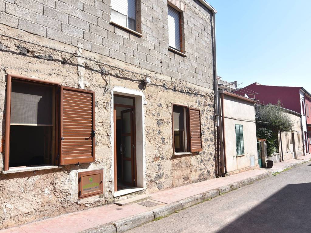 Appartamento a Macomer in Via Guglielmo Marconi, 22 - Foto 5