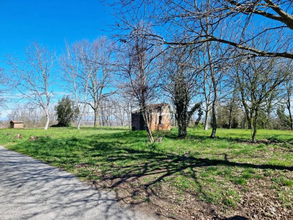 Terreno a Stradella in Via Alcide De Gasperi, 14 - Foto 2