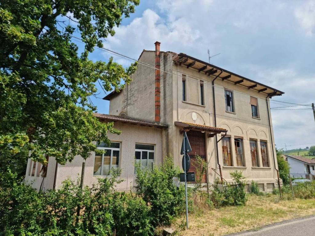 Palazzo / stabile a Santa maria della versa in Via Don Orione, 18 - Foto 2