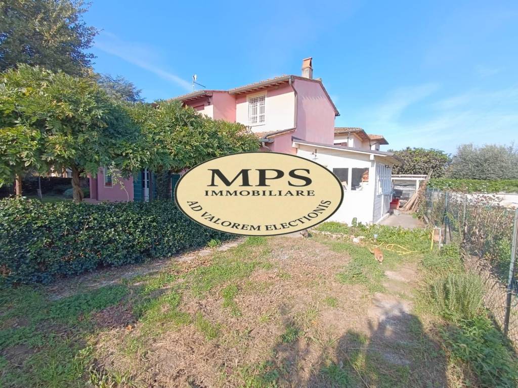 Casa indipendente a Casciana terme lari in Via Cristoforo Colombo, 25 - Foto 3