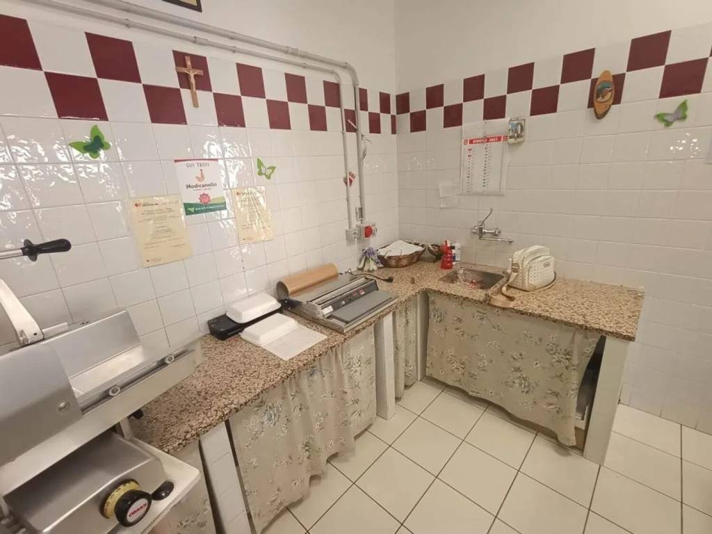 Palazzo / stabile a Modica in Corso Nino Barone, 130 - Foto 5