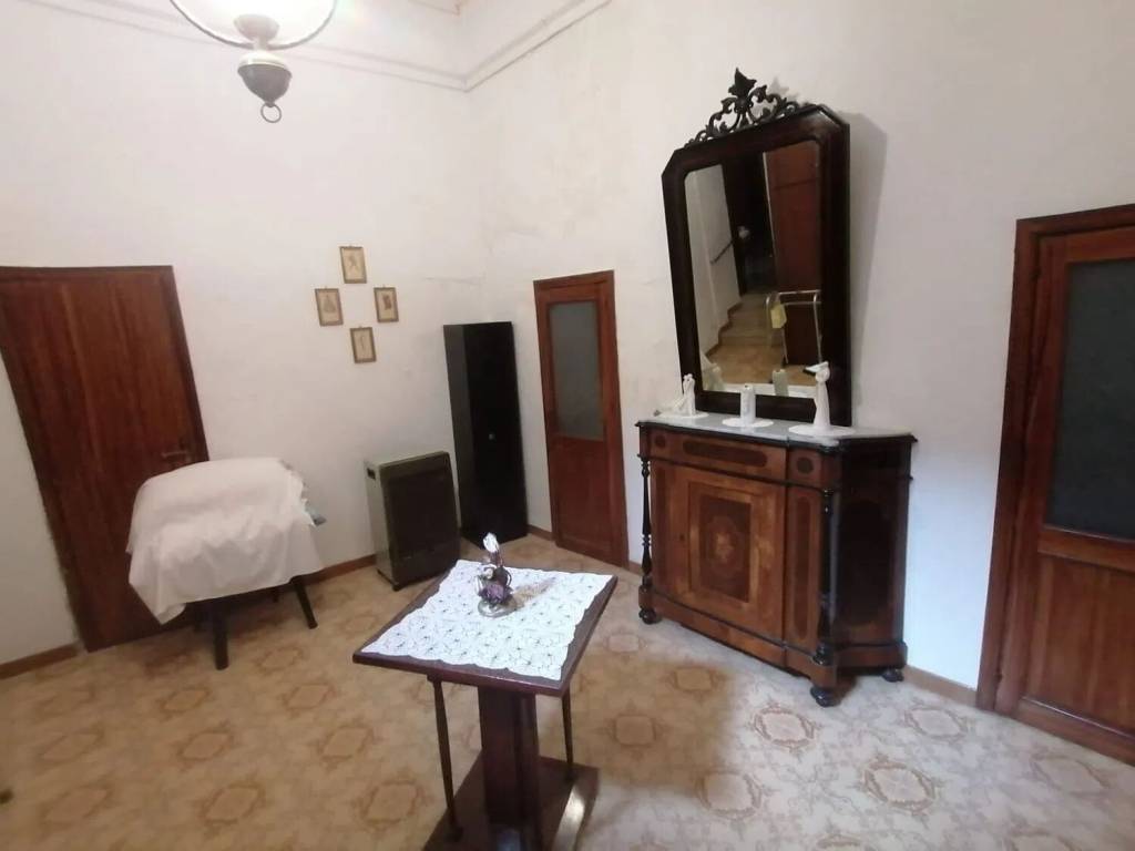 Palazzo / stabile a Modica in Via Marchesa Tedeschi - Foto 2