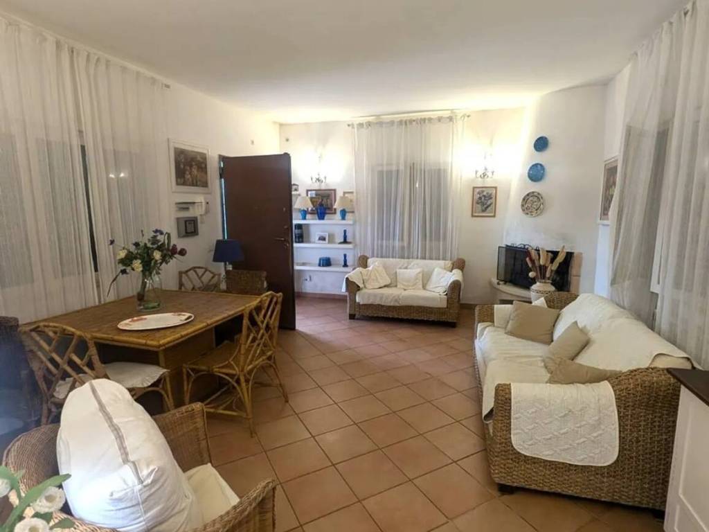 Villa a Terracina in Via Caselle - Foto 2