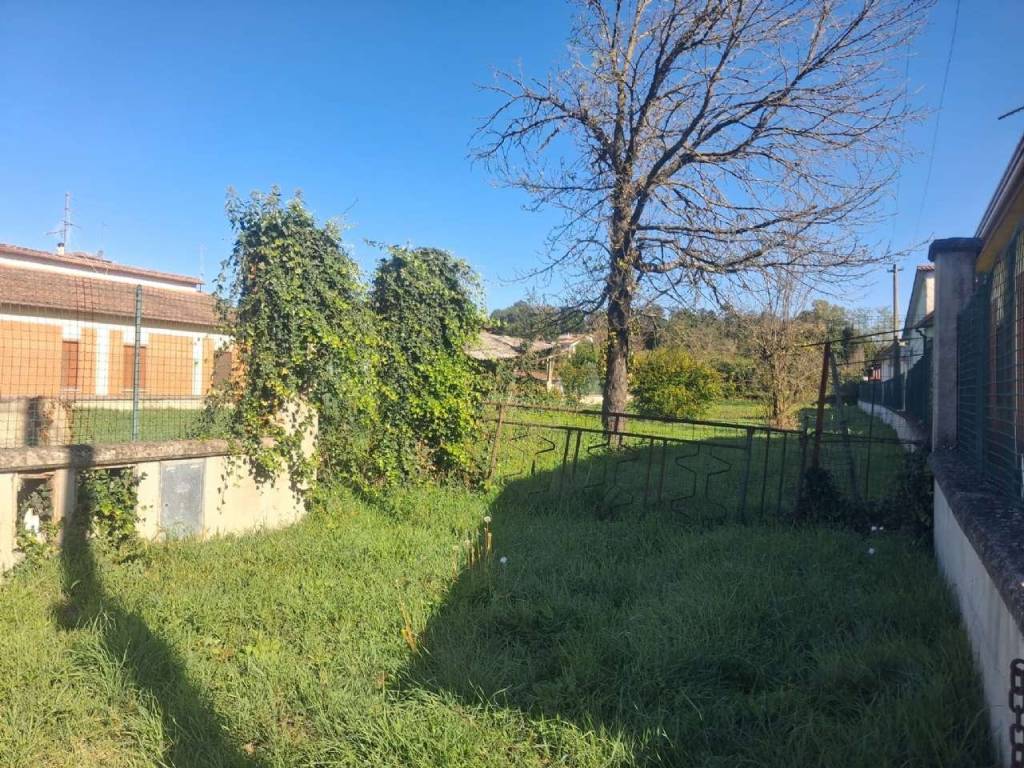 Rustico / casale a Frosinone in via Valle Contessa - Foto 2