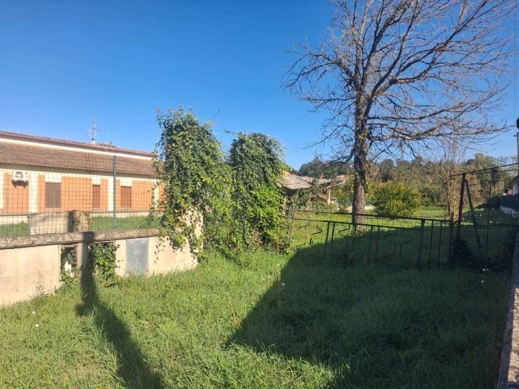 Rustico / casale a Frosinone in via Valle Contessa - Foto 3